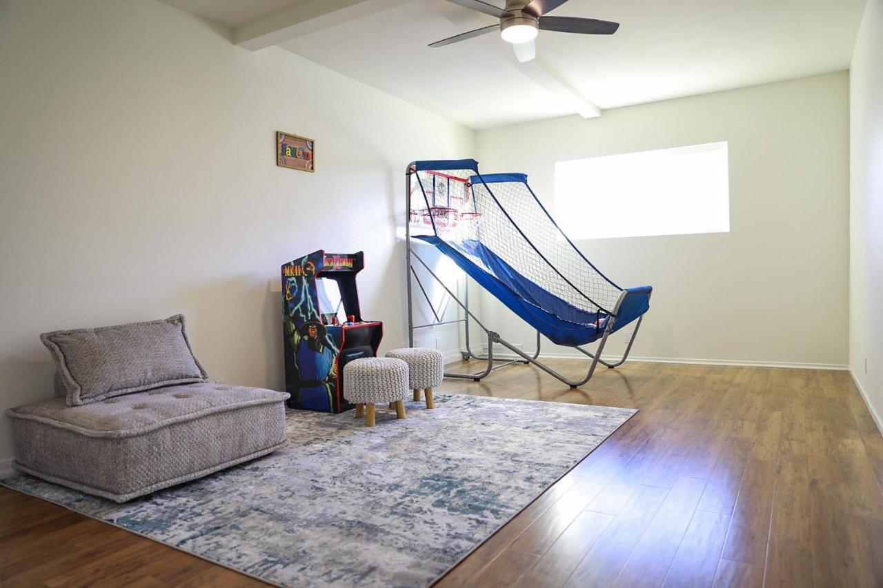 Lovely Beach Home - 2 Min Walk To The Beach - Game Room - Channel Islands! Oxnard Exterior foto