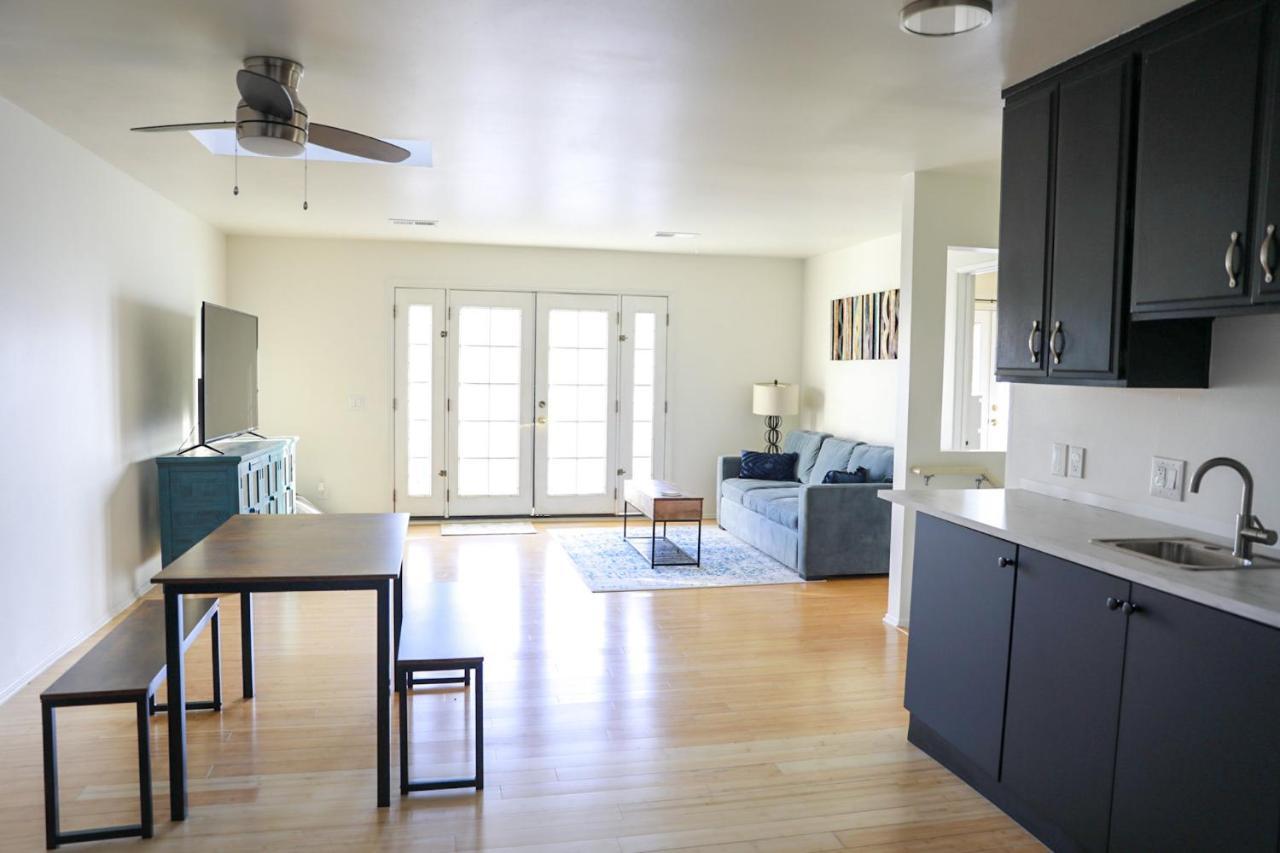 Lovely Beach Home - 2 Min Walk To The Beach - Game Room - Channel Islands! Oxnard Exterior foto